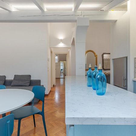Apartamento Pratello Elegante E Raffinata Mansarda Bolonia Exterior foto
