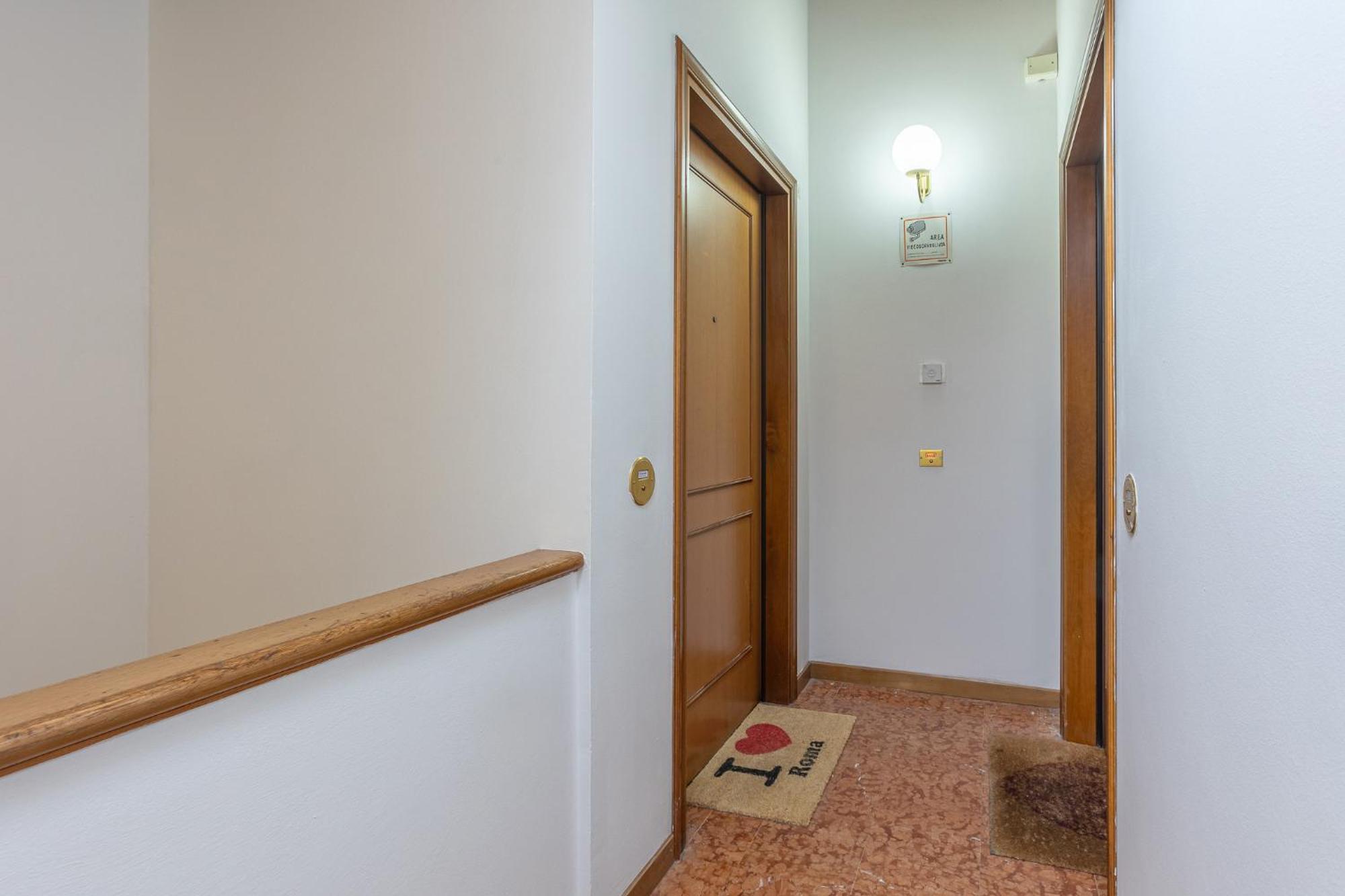 Apartamento Pratello Elegante E Raffinata Mansarda Bolonia Exterior foto