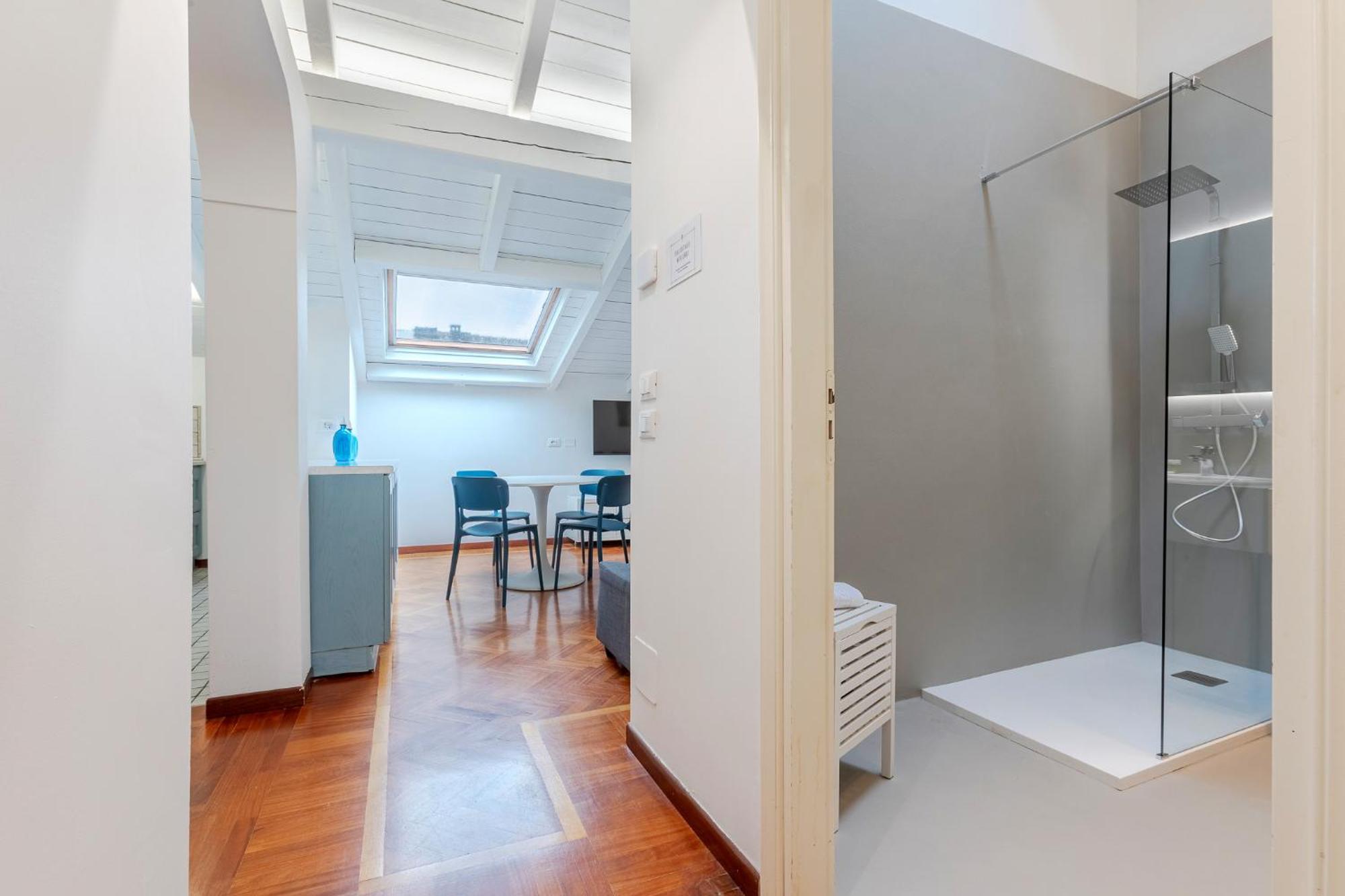 Apartamento Pratello Elegante E Raffinata Mansarda Bolonia Exterior foto